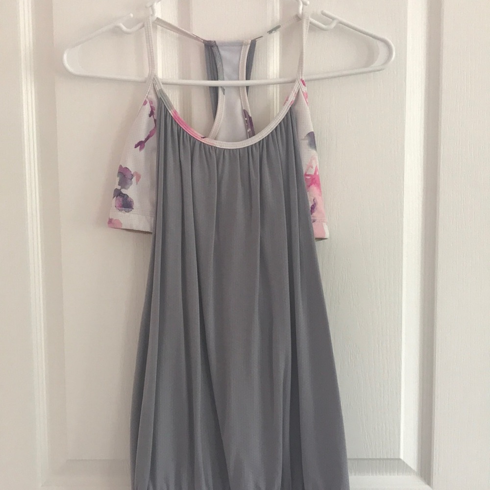 lululemon tank top with built in bra